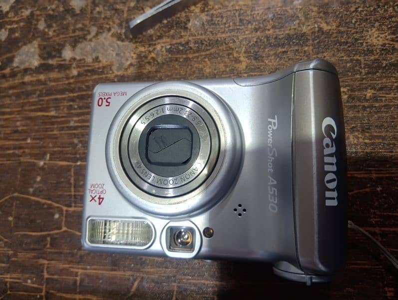 CANON DIGITAL CAMERA 1