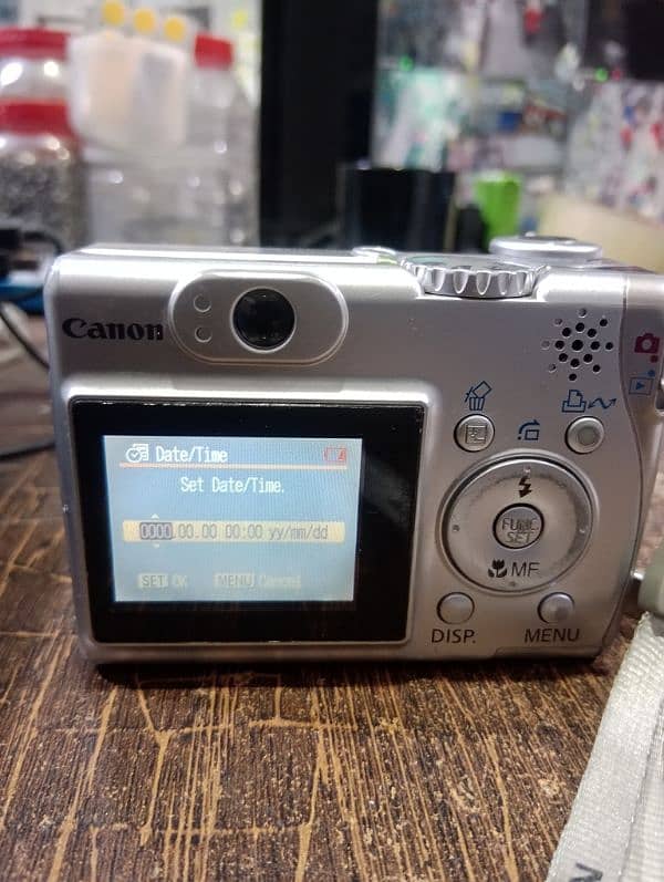 CANON DIGITAL CAMERA 2