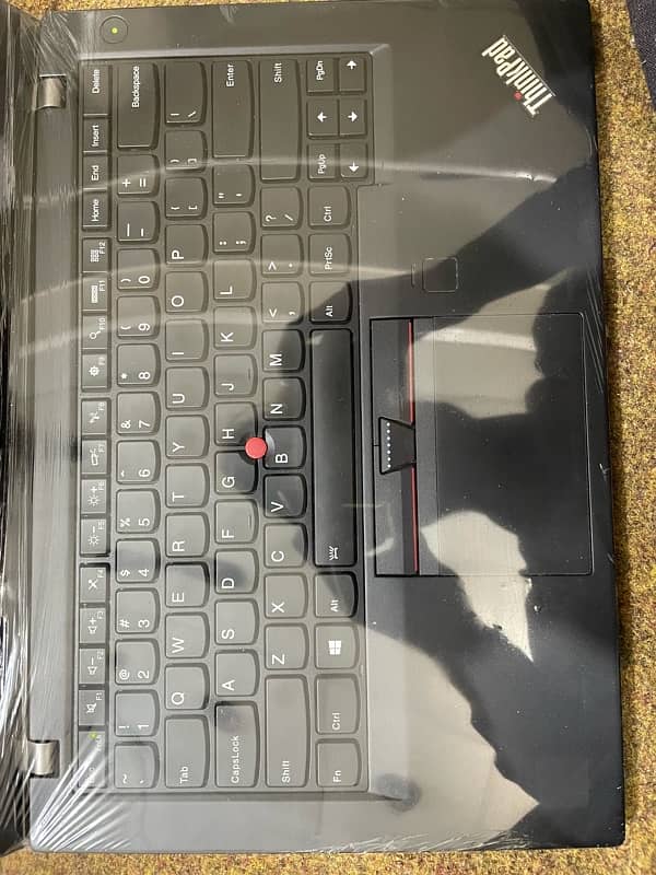 Lenovo T470S Think Pad 8