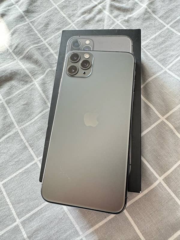 Iphone 11 pro max 256gb PTA Approved 2