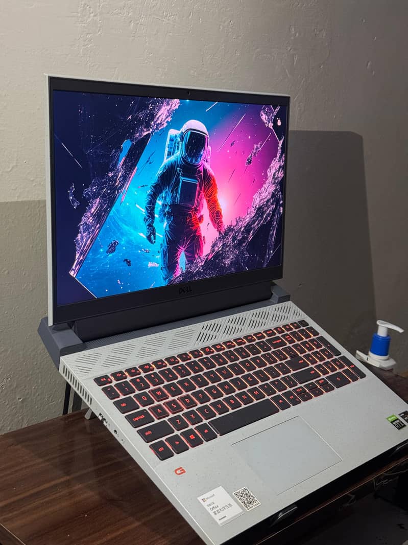 DELL G15 5515 - AMD Ryzen 7, RTX 3060, 165Hz, 16GB RAM, 512GB SSD 2