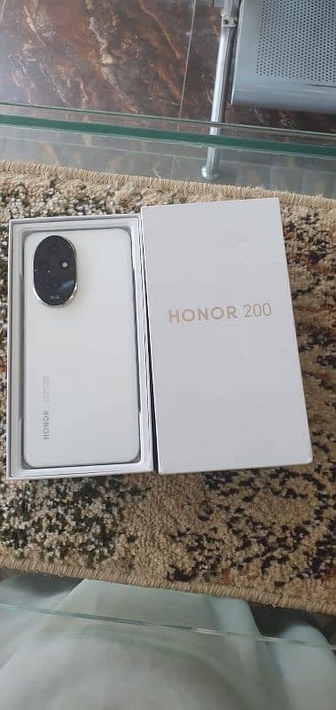 hi I sale my phone honor 200 8 256gb non pta non active 6