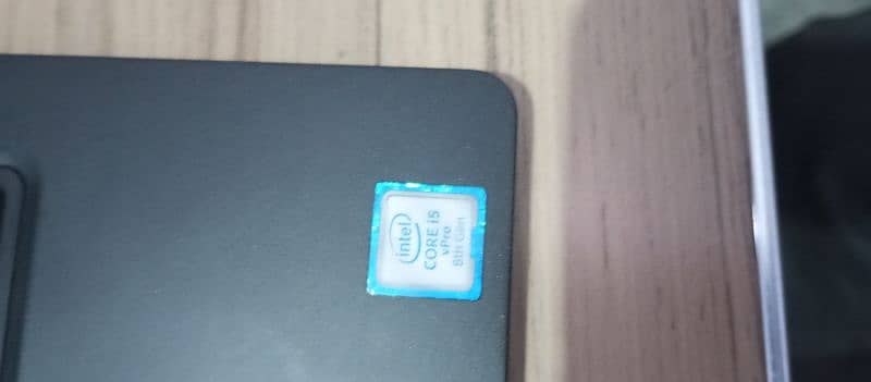 Dell laptop i5 8 Gen 5