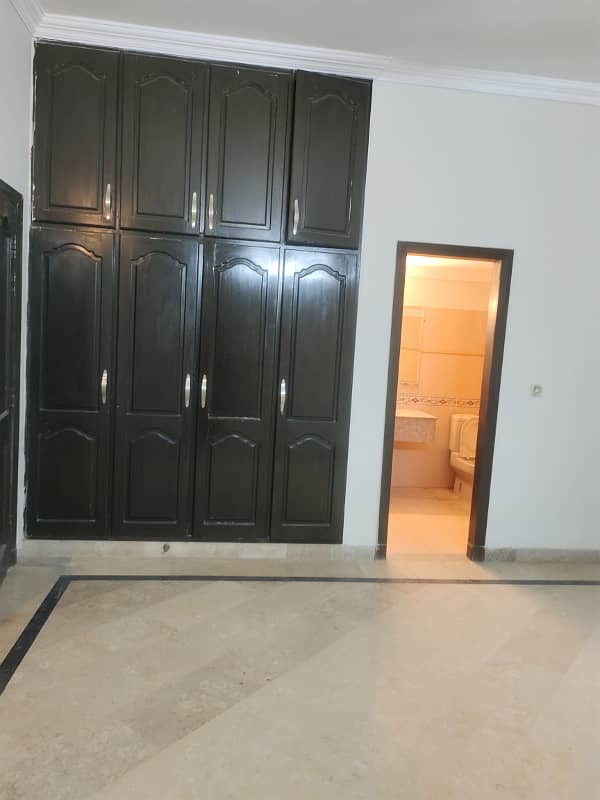 Beautiful 24 Marla upper portion available for rent in F-11 Islamabad at big and close end street, 3 bedrooms with bathrooms, drawing, dining, TVL, car porch, All miters separate, and water separate, near to park, near to markaz. 0