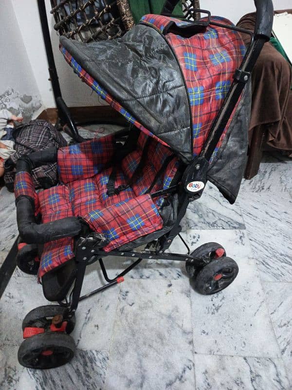 pram is for sale. very good in use 0