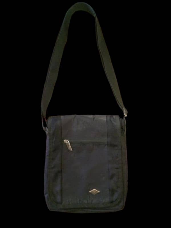 Unisex Shoulder Bag 0