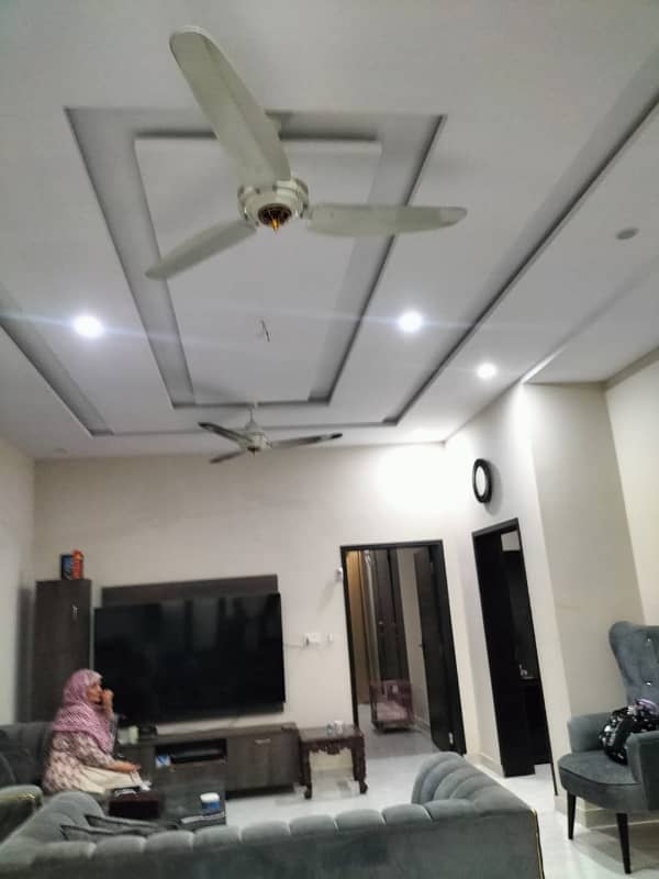 10 Marla Luxury Like Brand new house For Rent In Talha Block Sector E Bahria Town Lahore 0