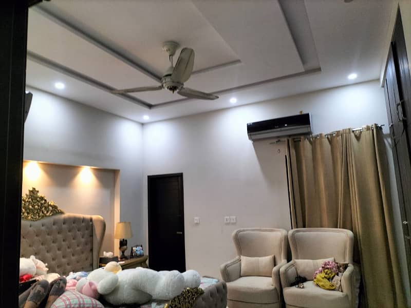 10 Marla Luxury Like Brand new house For Rent In Talha Block Sector E Bahria Town Lahore 10