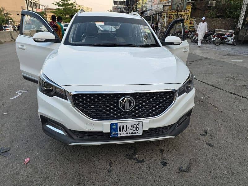 MG ZS 2021 9