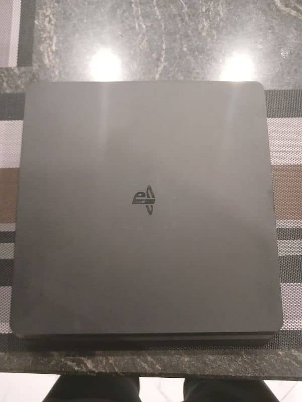 Ps4 500 GB in great condition 0