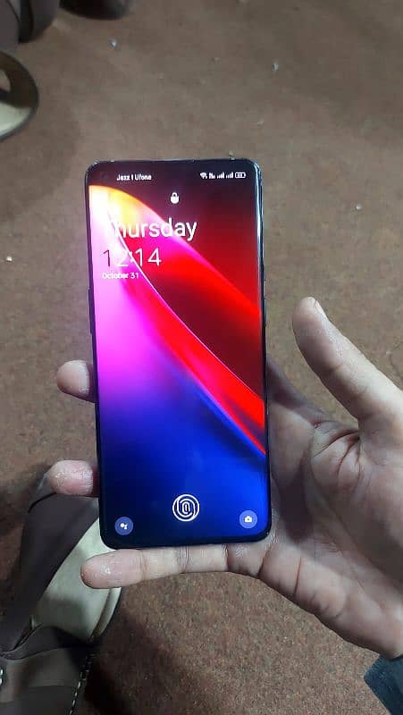 i want to seely phone  one plus 9 pro in dual sim 256 gb 8 gb ram 2