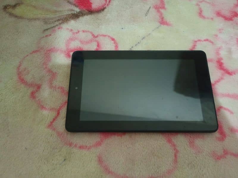 Amazon tablet 3 gb ram 8 gb rom in new condition 3