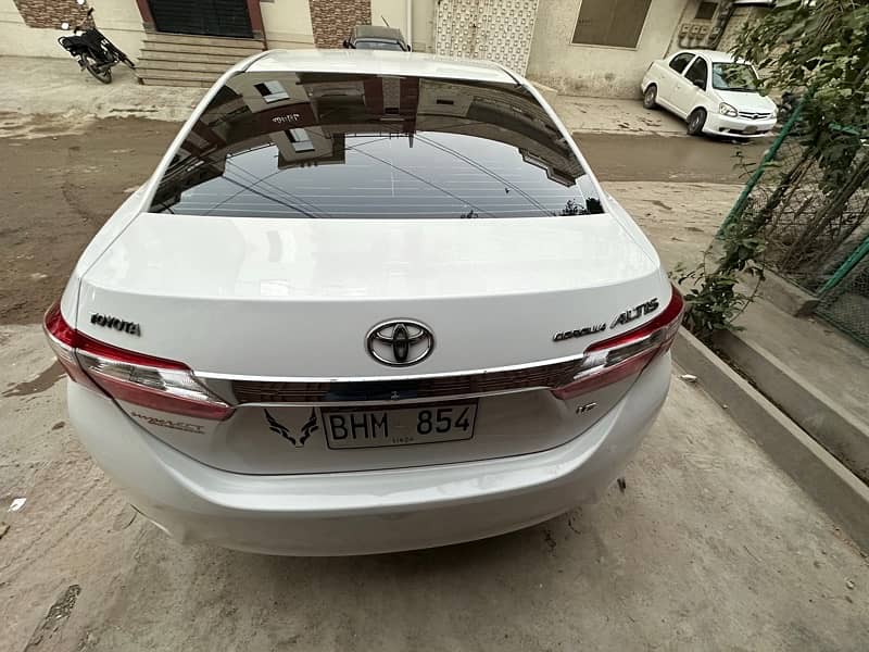 Toyota Corolla Altis 2017 5