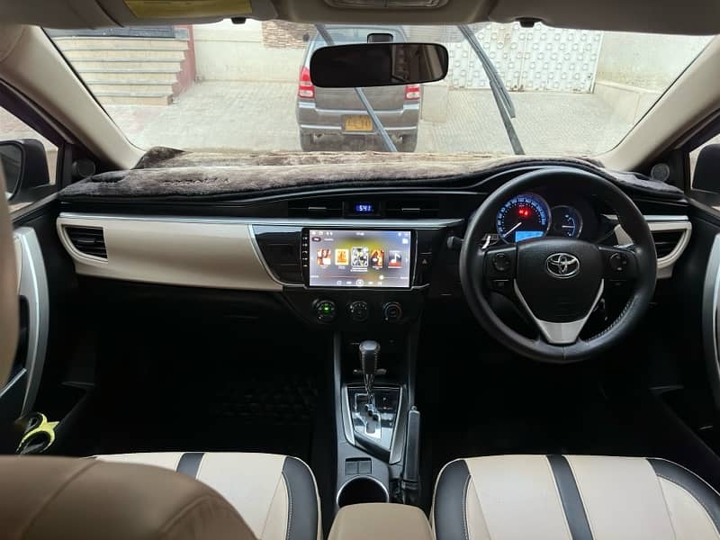 Toyota Corolla Altis 2017 6