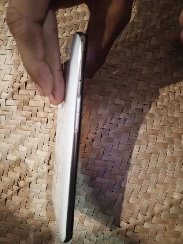 oppo reno mobile back light broken 1