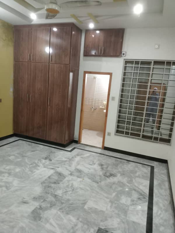 7 marla upper portion available for rent in h 13 Islamabad 4