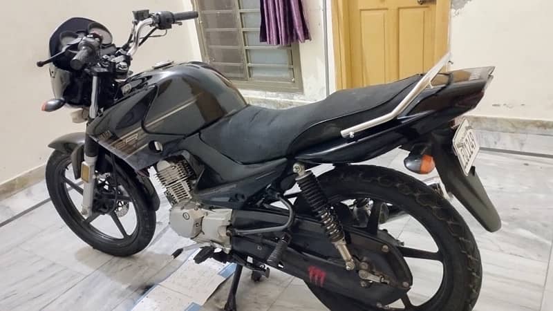 Yamaha YBR Black colour perfect Condition 5