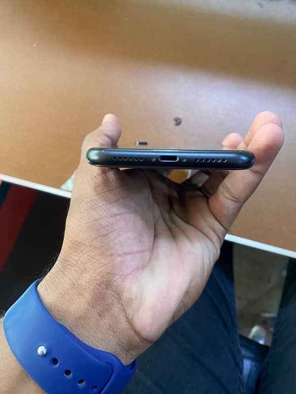 iPhone XR pta 0