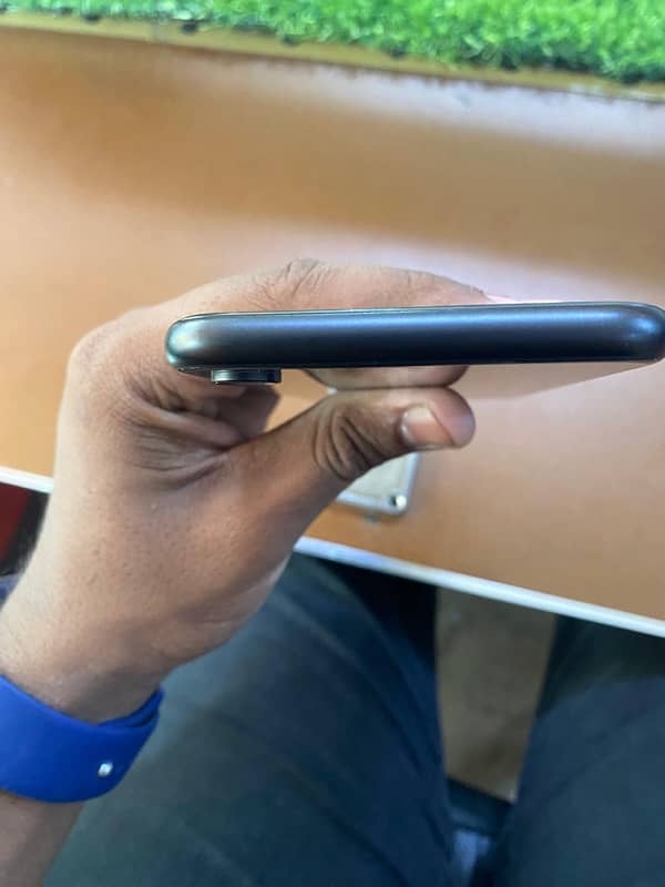 iPhone XR pta 3