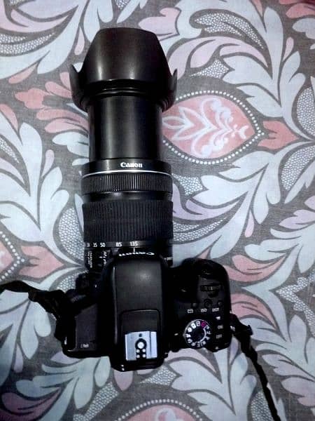 Canon 750D+ 18-135mm lense. 32 GB card+ bag 0