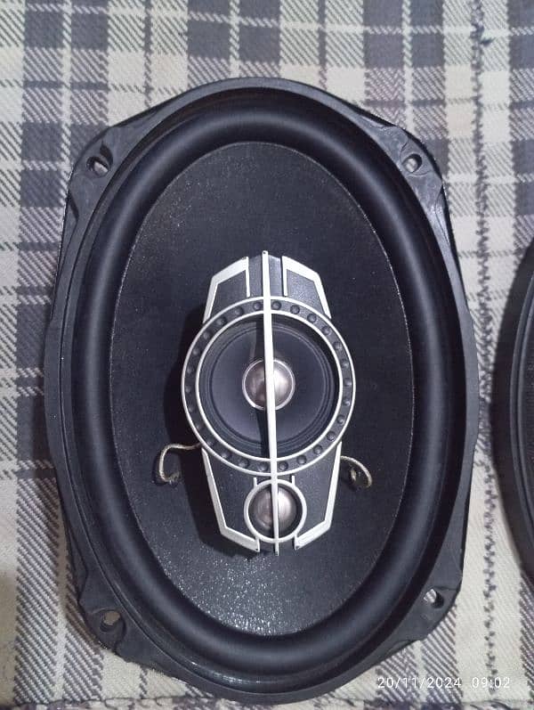 6*9 inch 2 speakers Pioneer good condition phone number 03034555397 0