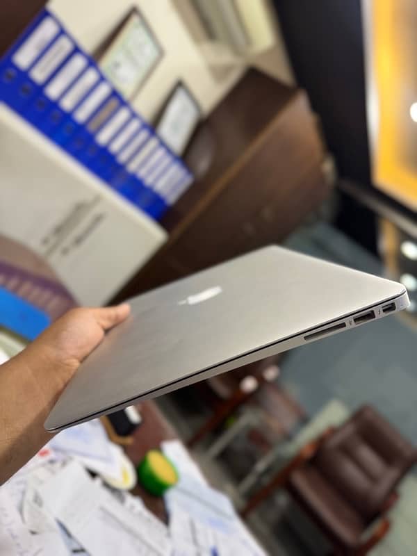 MACBOOK AIR 2015 office used 2