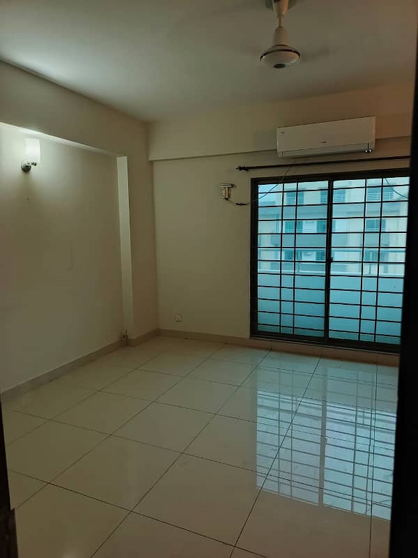 Beautiful Apartment For Sale 4 Bed Room 10