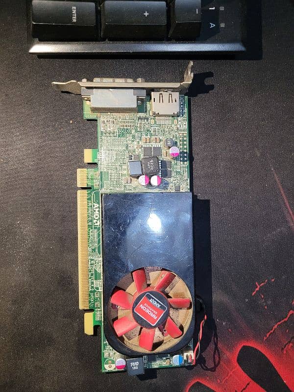 2gb ddr 3 128bit graphics card Amd 1