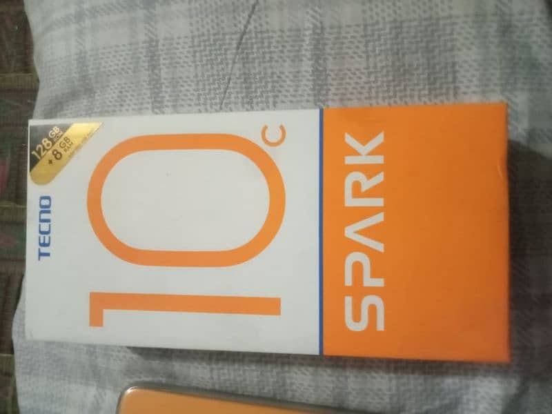 Tecno spark 10c 8/128 2