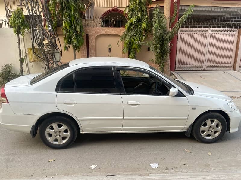 Honda Civic EXi 2005 1