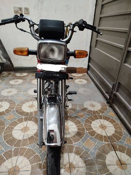 HONDA CD70 2019 7