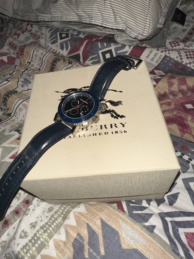 Burberry Men Blue Dial Stainless Steel Case Quartz (BU9383) 2