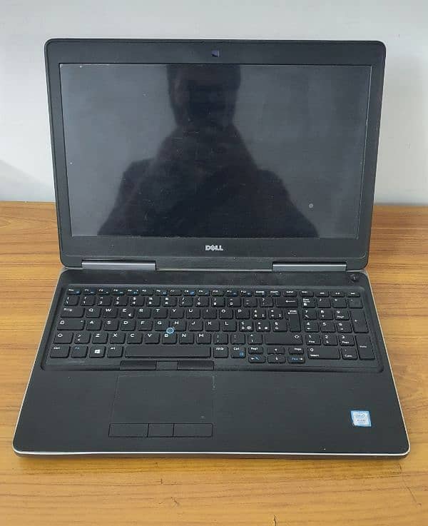 DELL Precision 7510 0