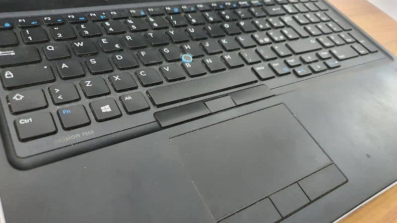 DELL Precision 7510 1