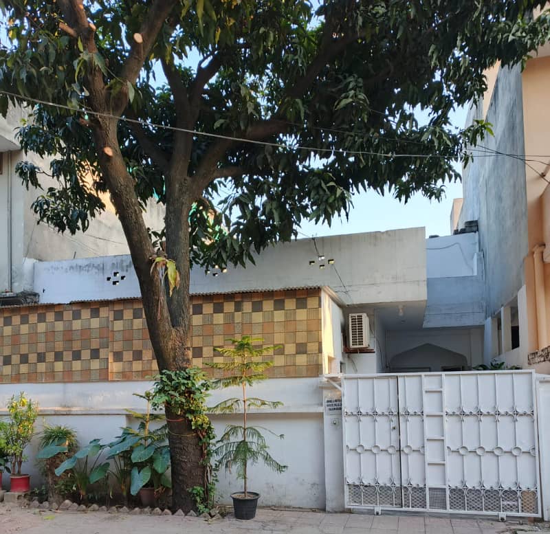 G-11/1 30x60 Single story House Margalla face 1