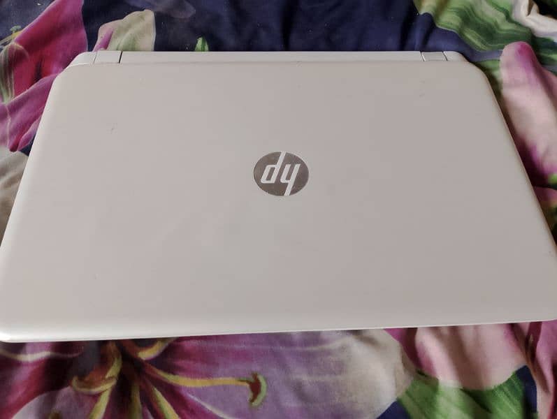 HP notebook i3 5th generation 8 ram 1tb hrad drive 2