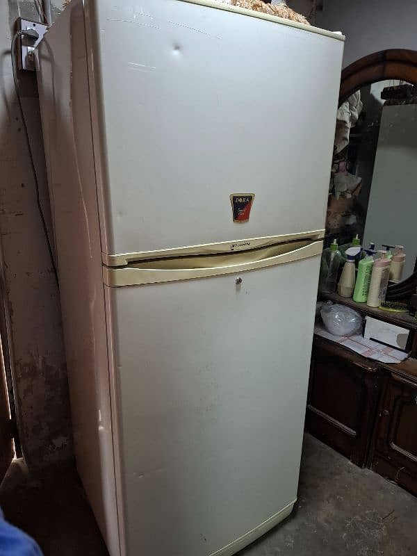 imported refrigerator for urgent sale 8