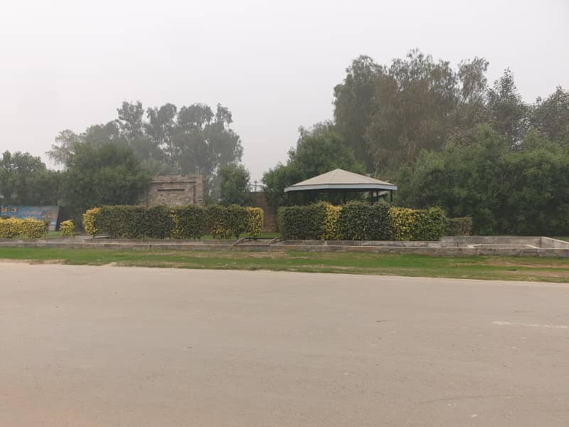 3 Marla Plot FOr Sale With Possession On Installment Main Ferozpur Road Near Central Park Lahore 5