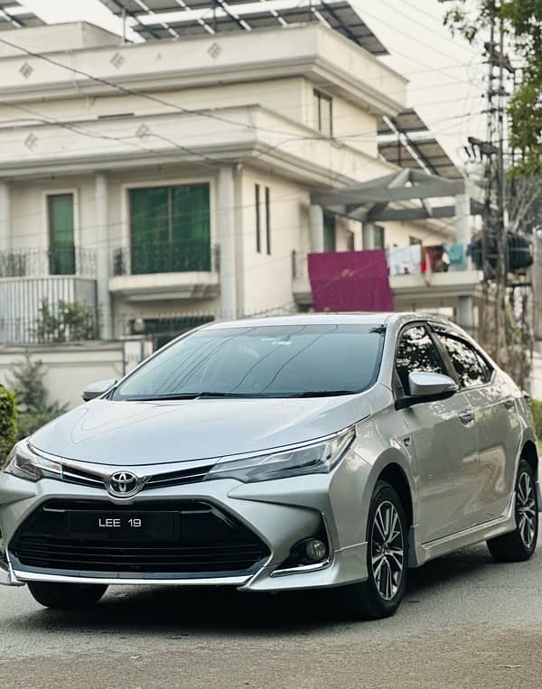 Toyota Altis Grande 2019 1