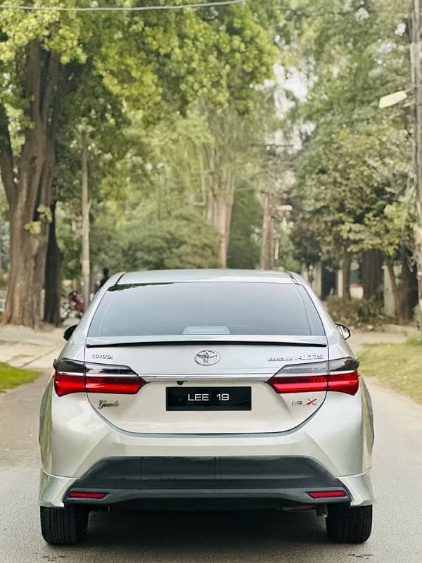 Toyota Altis Grande 2019 4