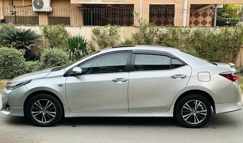 Toyota Altis Grande 2019 7