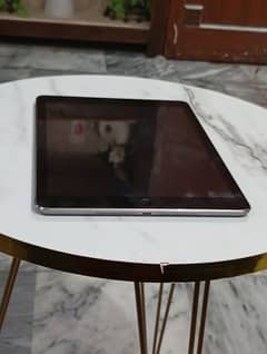 ipad Air 1 ( URGENT SALE)