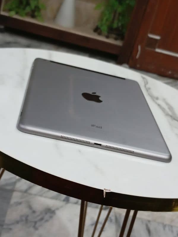 ipad Air 1 ( URGENT SALE) 1