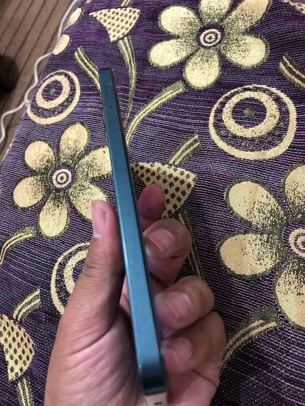 Oppo Reno 11F 12/256 ofical pta approved in 8 months waranty 3