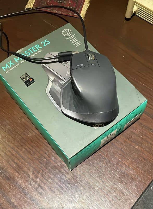 MX Master Wireless Mouse 0