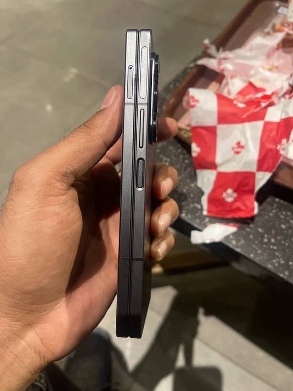 Samsung Galaxy fold 6 1