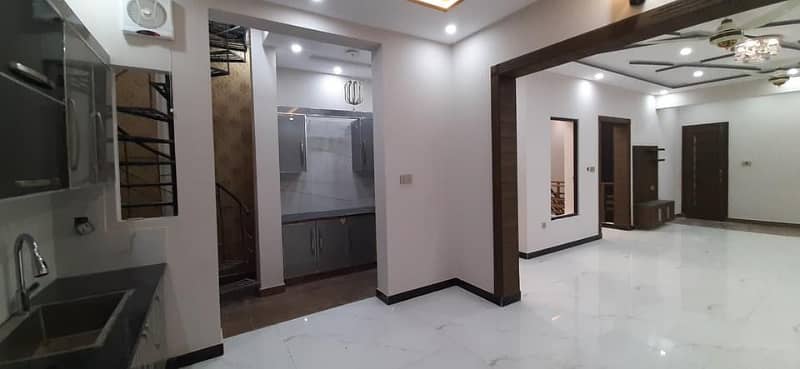 13 Marla Luxury House For Sale in Citi Housing 13