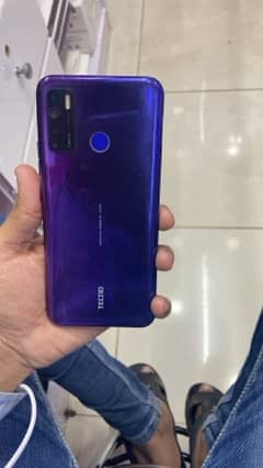 TECNO CAMON 15