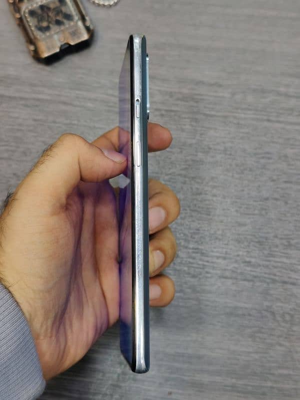 One Plus 8T 5