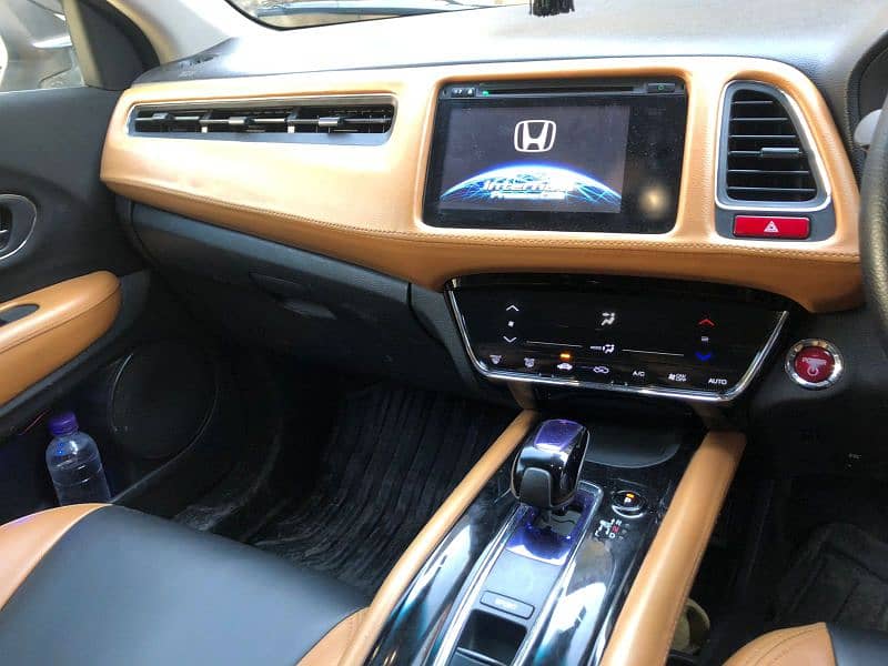 Honda Vezel Z 2014-2016 8